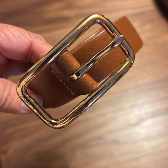 Banana Republic Tan Leather Belt with Gold Rectangle Buckle - M - Picture 3 of 8